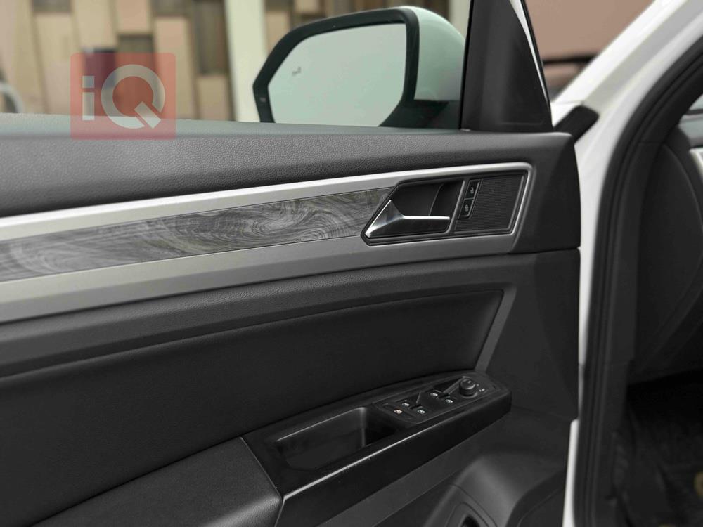 Volkswagen Atlas Cross Sport